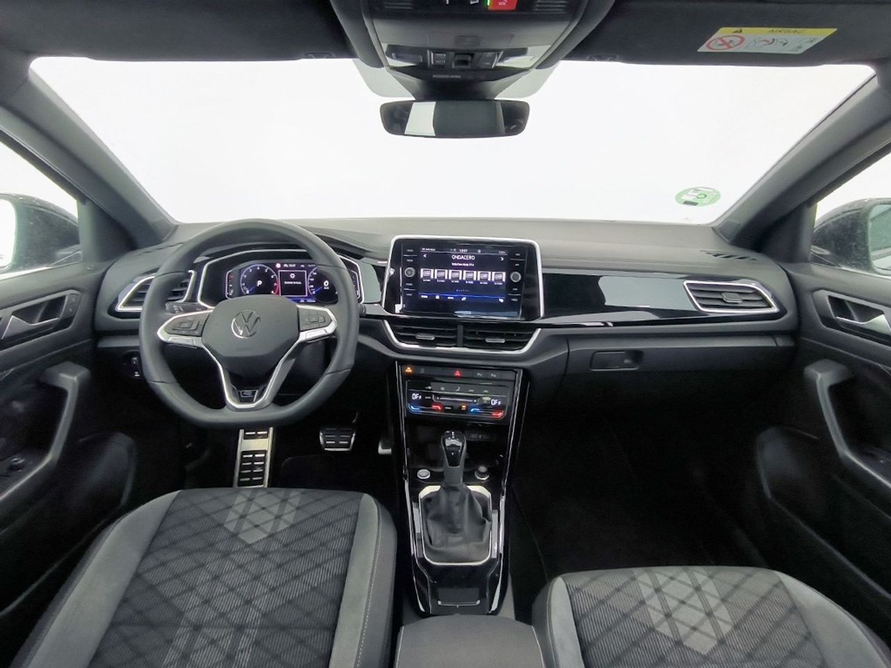 Volkswagen T-Roc 1.5 tsi 150 cv dsg r-line - Foto 2