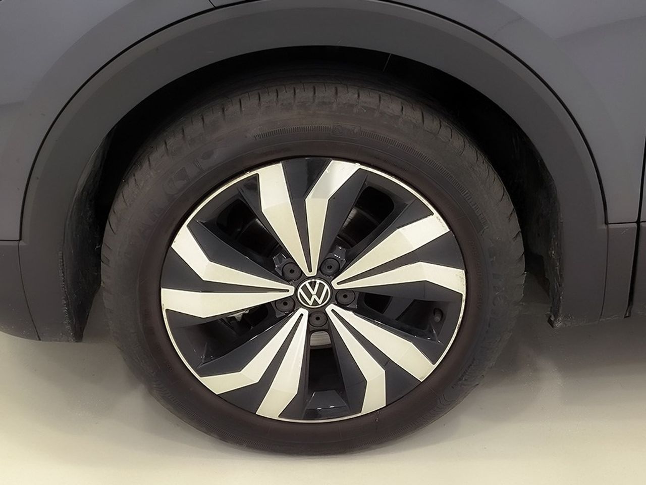 Volkswagen T-Cross 1.0 tsi 115 cv dsg - Foto 2