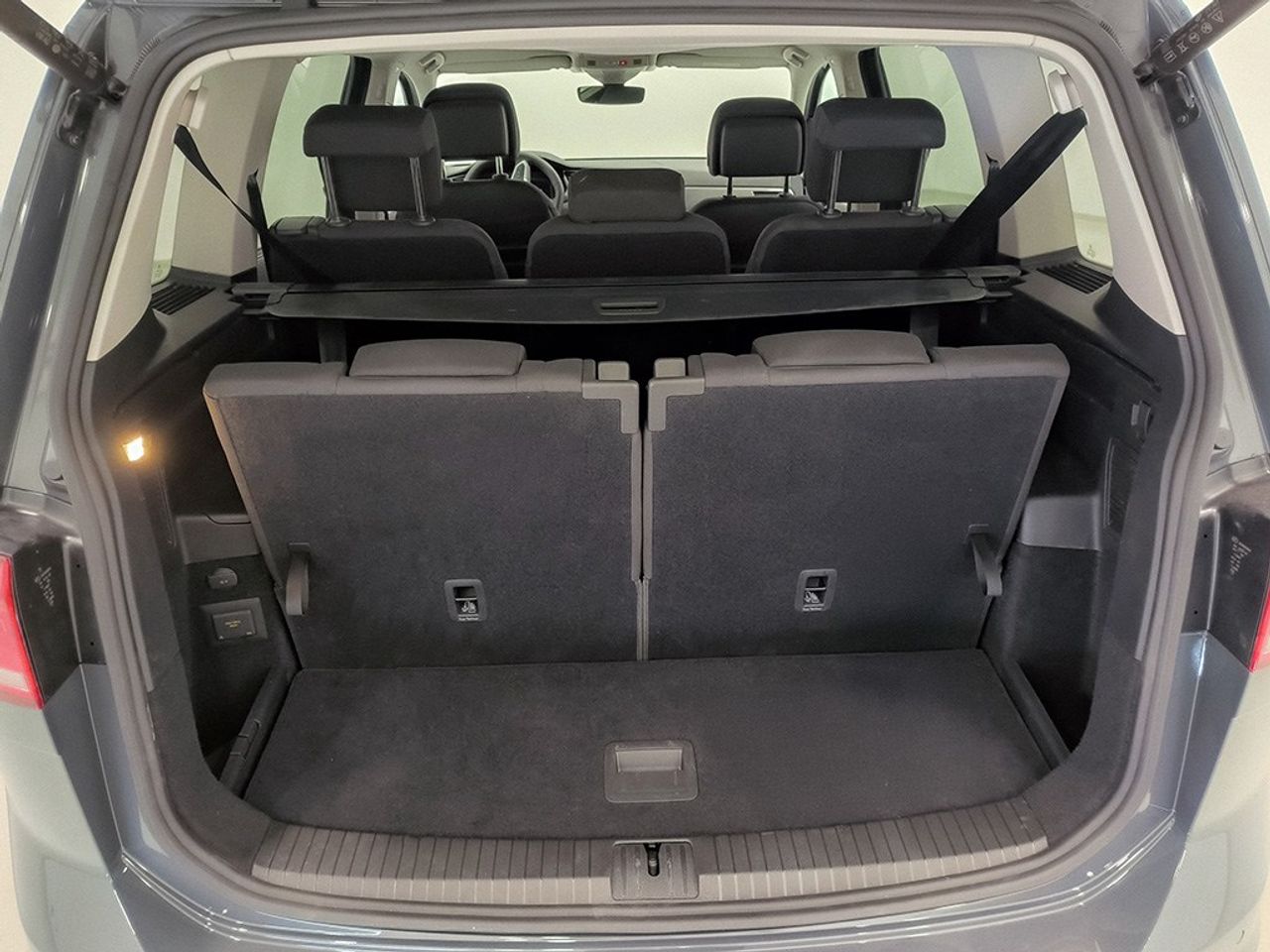 Volkswagen Touran 2.0 tsi 150 cv dsg mas - Foto 2