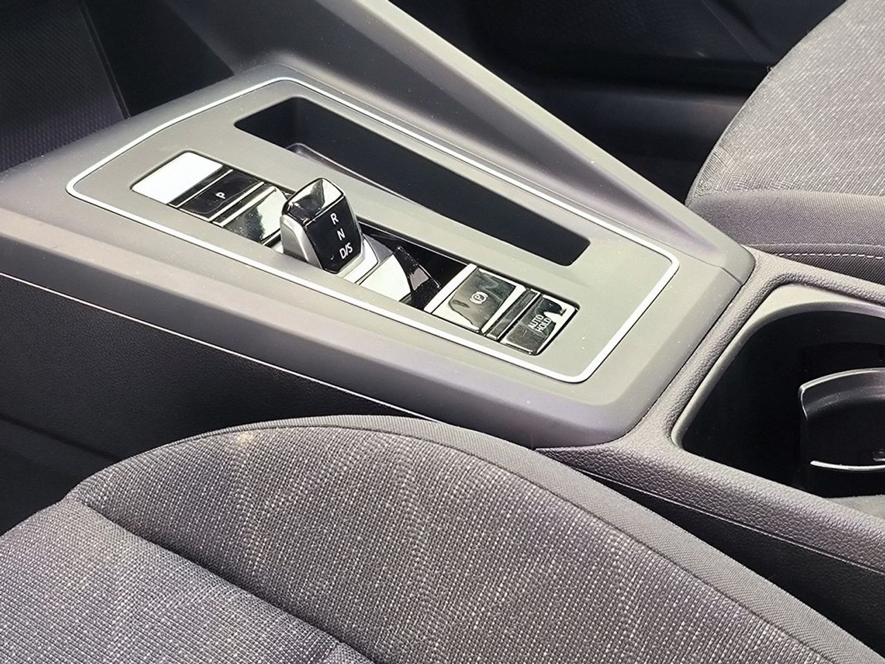 Volkswagen Golf 1.0 etsi 110 cv dsg life - Foto 2