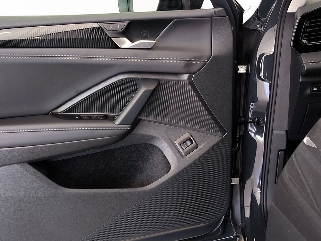 Volkswagen Tiguan mas 2.0 tdi 150 cv dsg - Foto 2