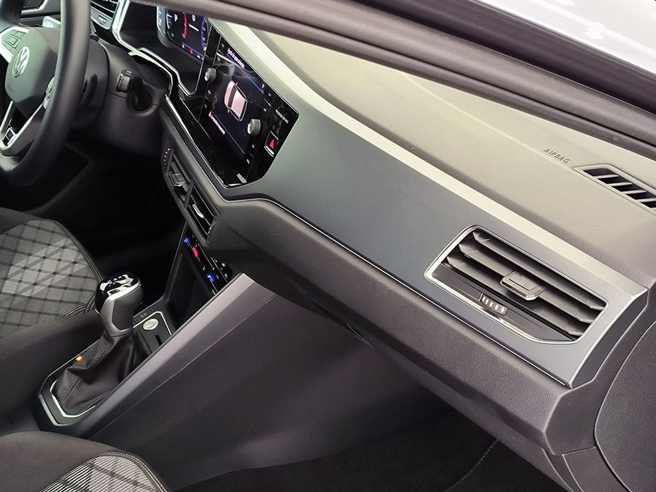 Volkswagen Taigo R-line 1.0 Tsi 116 Cv Dsg - Foto 2