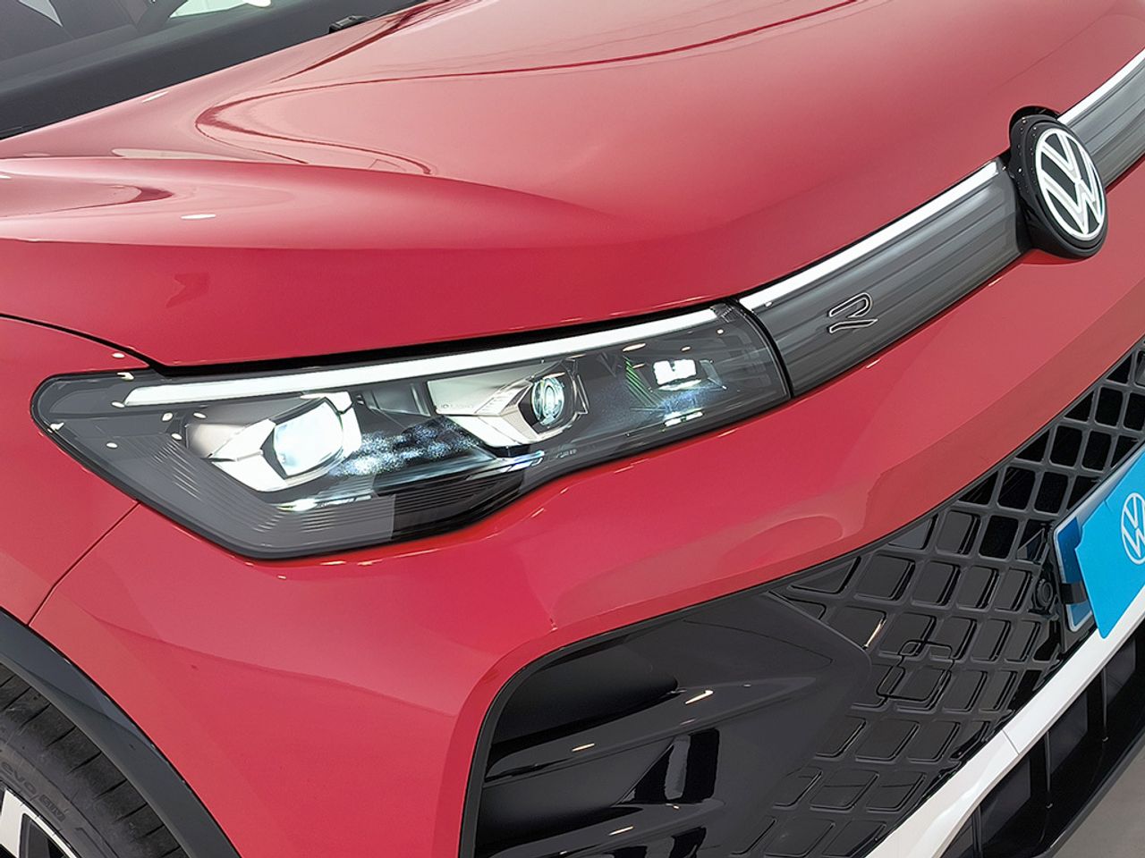 Volkswagen Tiguan R-line 1.5 Tsi Ehybrid 150 Cv / 85 K - Foto 2