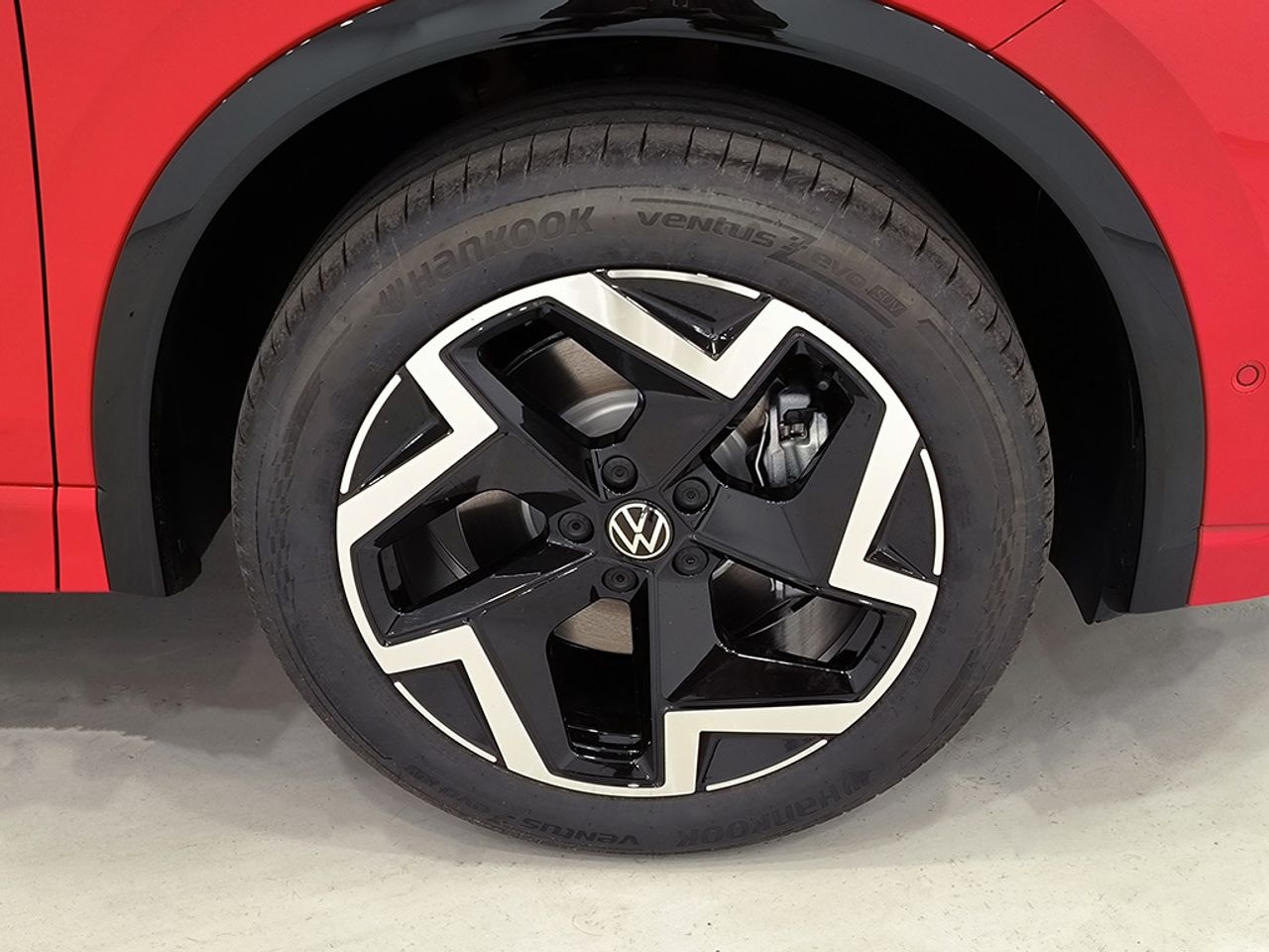 Volkswagen Tiguan R-line 1.5 Tsi Ehybrid 150 Cv / 85 K - Foto 2