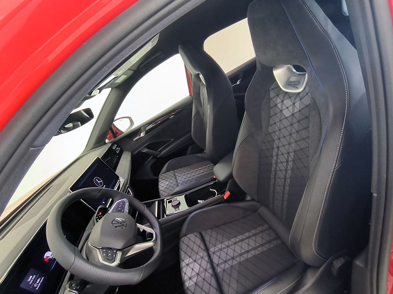 Volkswagen Tiguan R-line 1.5 Tsi Ehybrid 150 Cv / 85 K - Foto 2