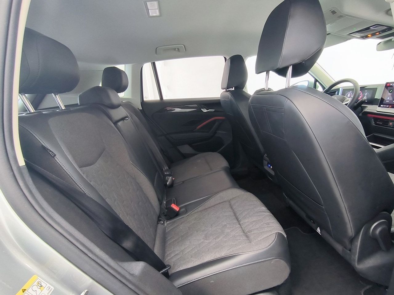 Volkswagen Tiguan 1.5 tsi ehybris 204 cv dsg mas - Foto 2