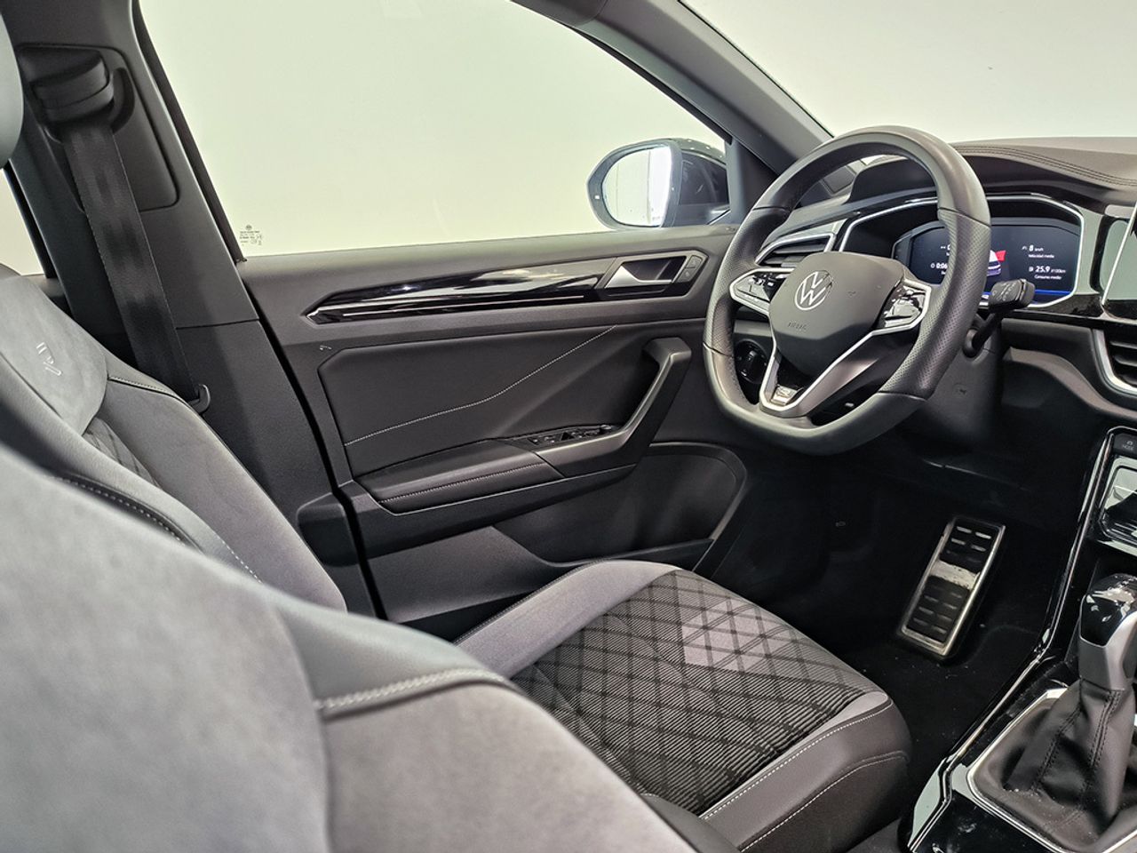 Volkswagen T-roc 20 Tdi 150 Cv Dsg R-line - Foto 2
