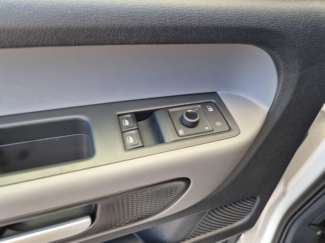 Volkswagen Id.buzz Cargo (150kw) 204cv - Foto 2
