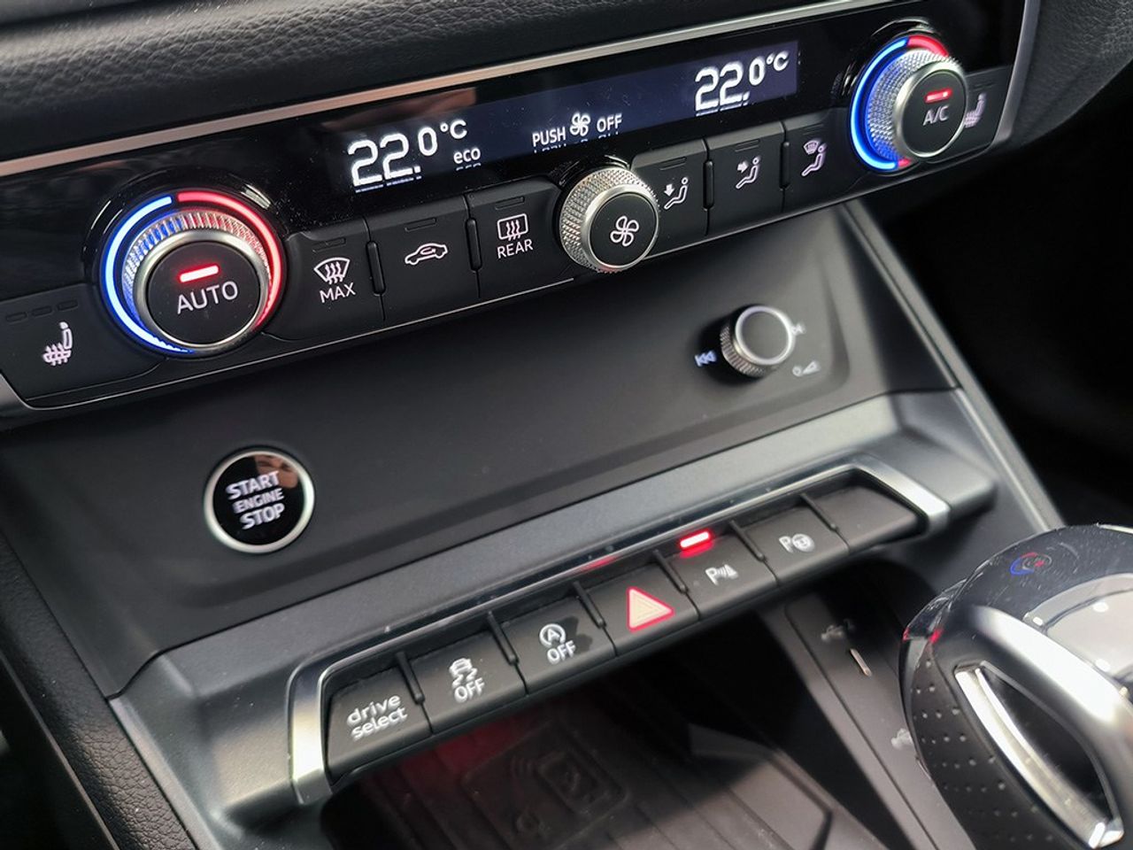 Audi Q3 sb 35 tdi 150cv stronic black limited - Foto 2