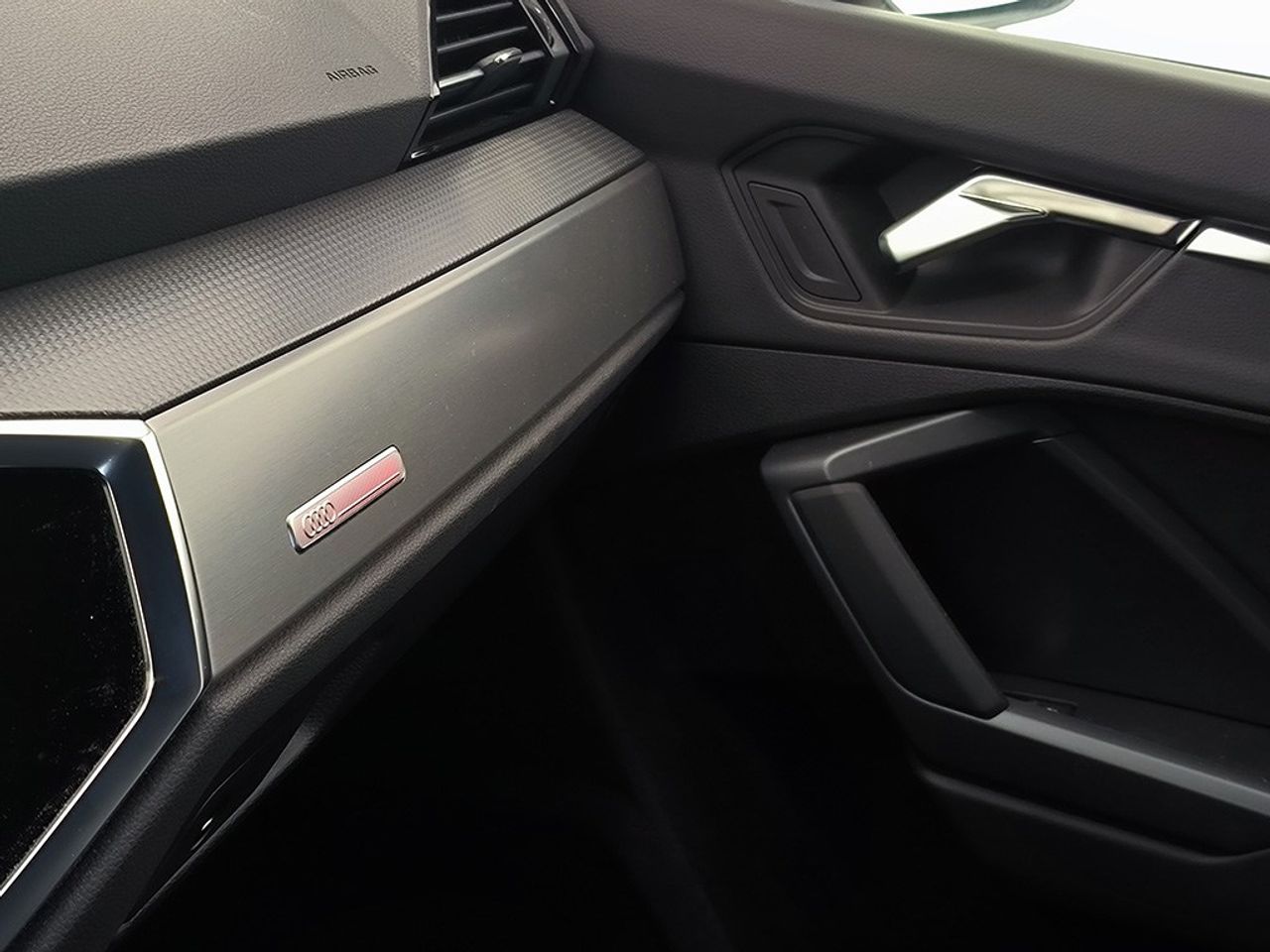 Audi Q3 sb 35 tdi 150cv stronic black limited - Foto 2