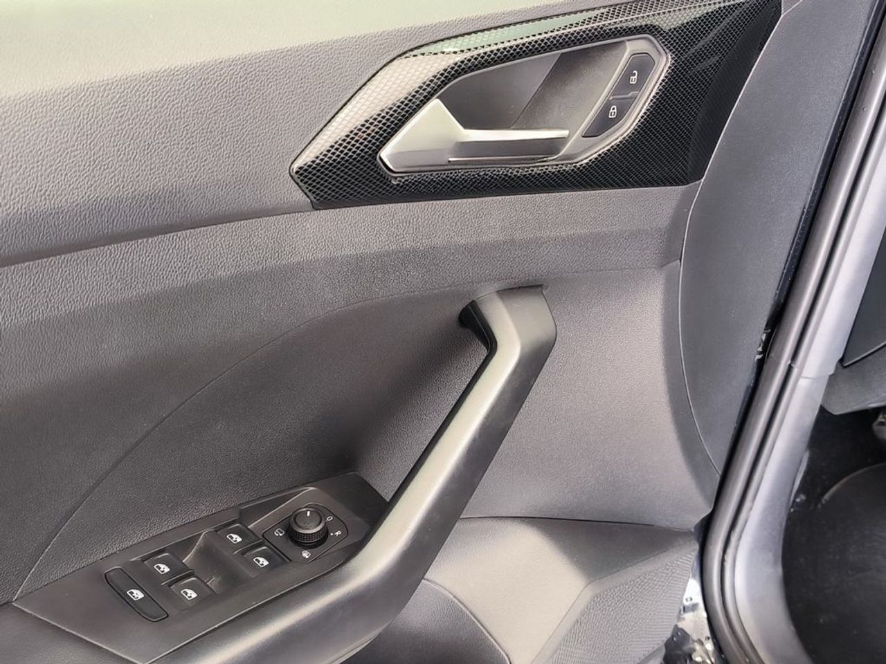 Volkswagen T-Cross 1.0 tsi 115 cv life - Foto 2