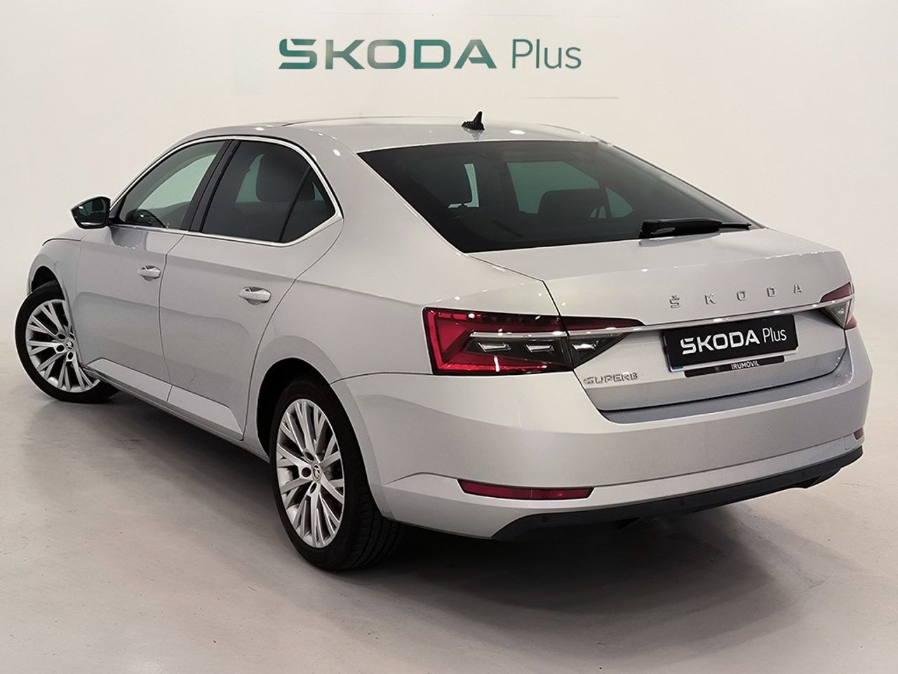 Skoda Superb suberb 2.0 tdi 150 cv dsg style - Foto 2
