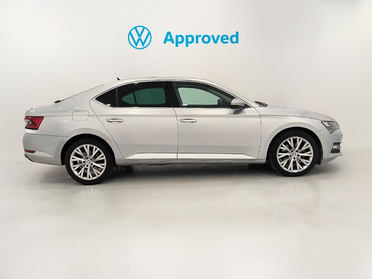 Skoda Superb suberb 2.0 tdi 150 cv dsg style - Foto 2