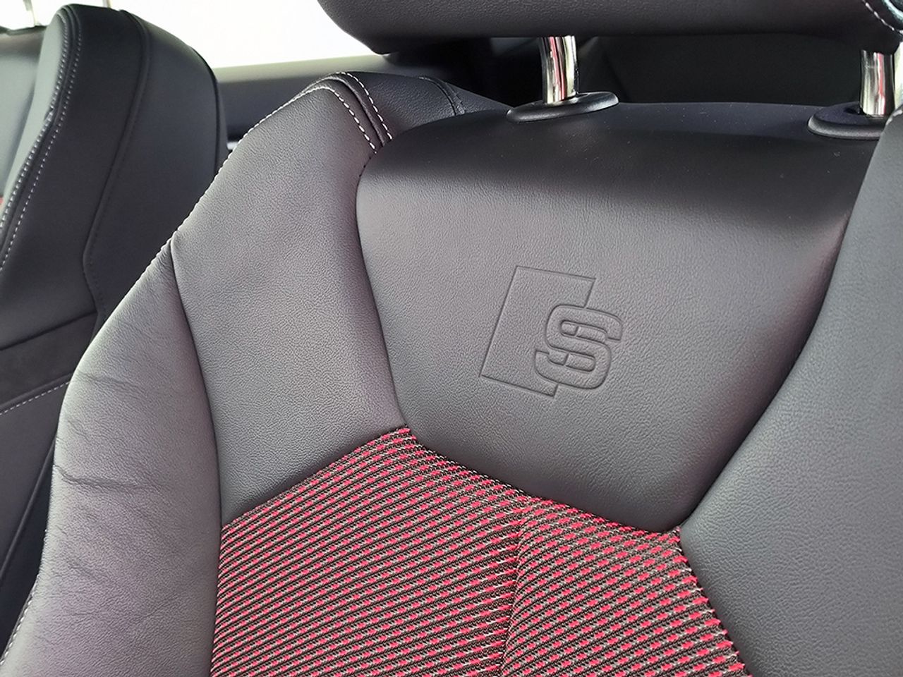 Audi Q3 sb 35 tfsi 150cv black line - Foto 2