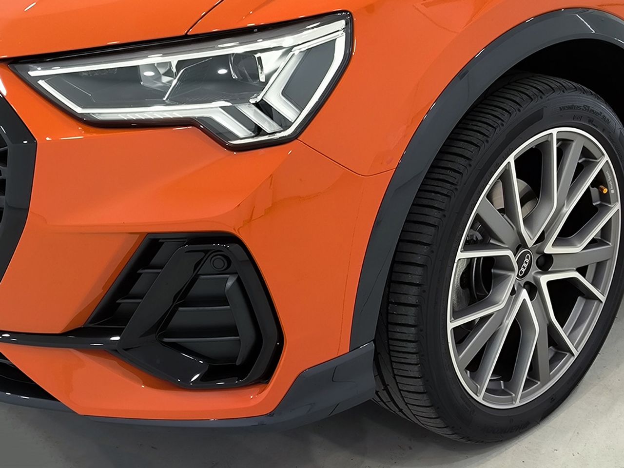 Audi Q3 sb 35 tfsi 150cv black line - Foto 2