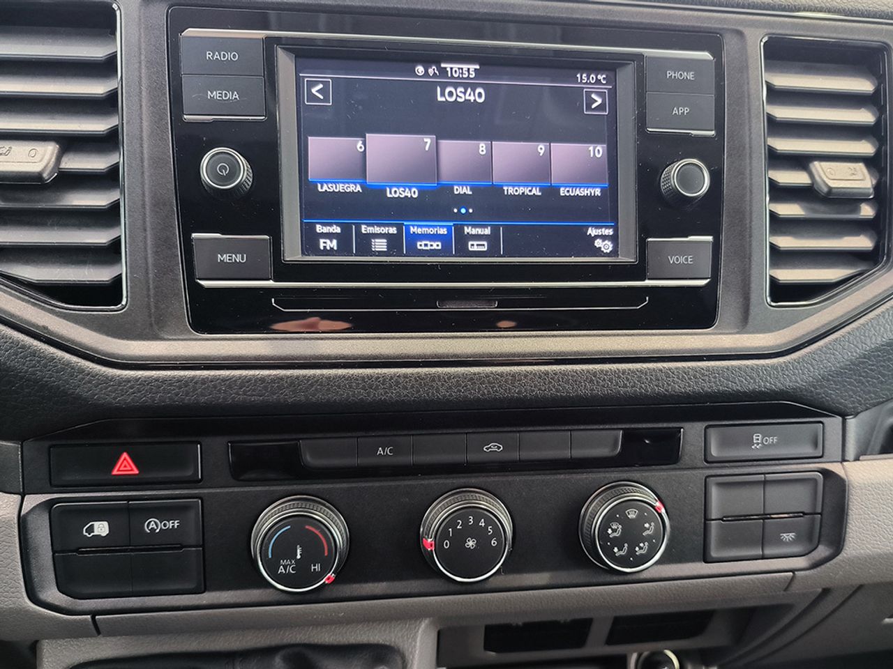 Volkswagen Crafter 35 furgon  batalla media l3h2 2.0 Tdi 140 cv 6 vel. 3500 kg - Foto 2