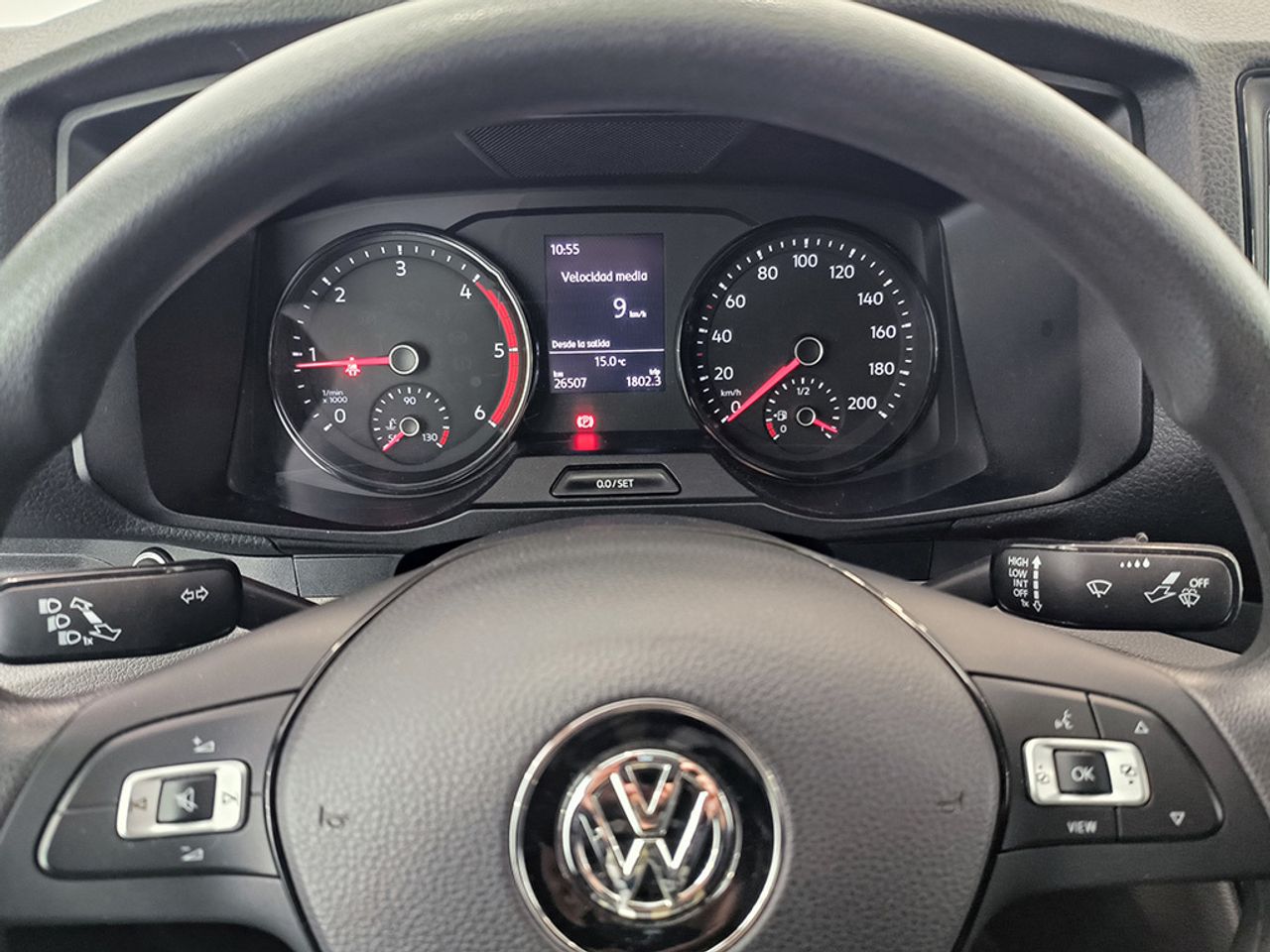 Volkswagen Crafter 35 furgon  batalla media l3h2 2.0 Tdi 140 cv 6 vel. 3500 kg - Foto 2