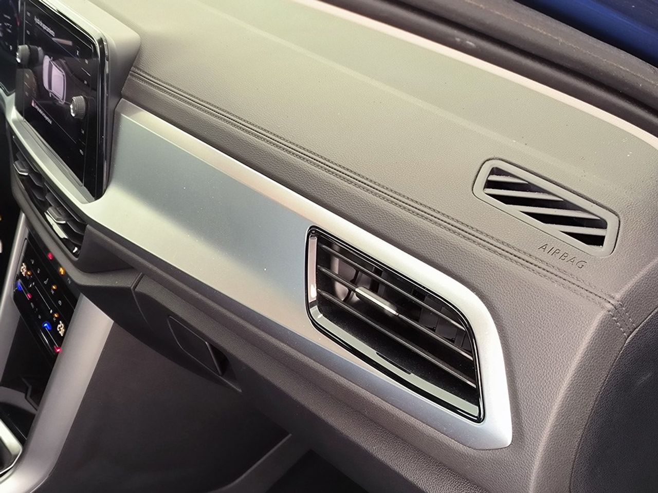 Volkswagen T-Roc 15 tsi 150cv dsg life - Foto 2