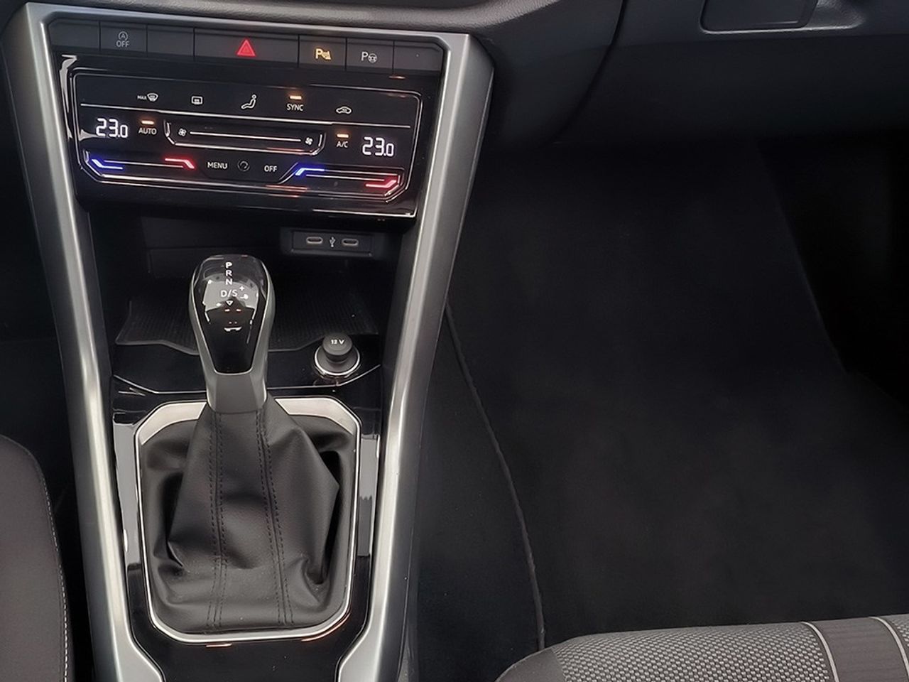 Volkswagen T-Roc 15 tsi 150cv dsg life - Foto 2