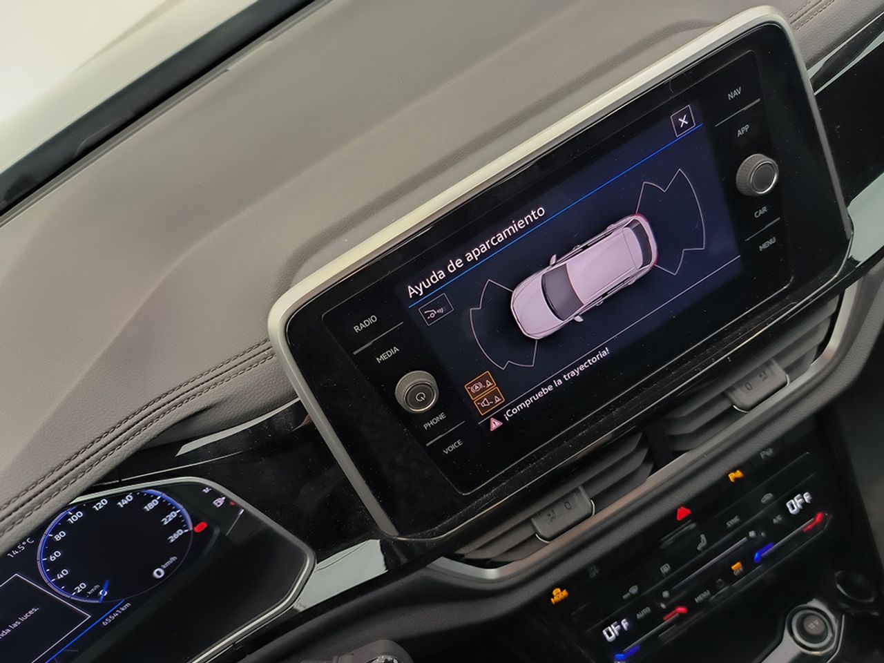 Volkswagen T-roc R-line 1.5 Tsi 110kw (150cv) - Foto 2