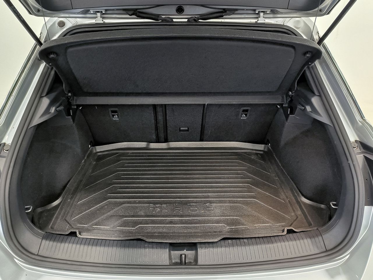 Volkswagen T-roc R-line 1.5 Tsi 110kw (150cv) - Foto 2