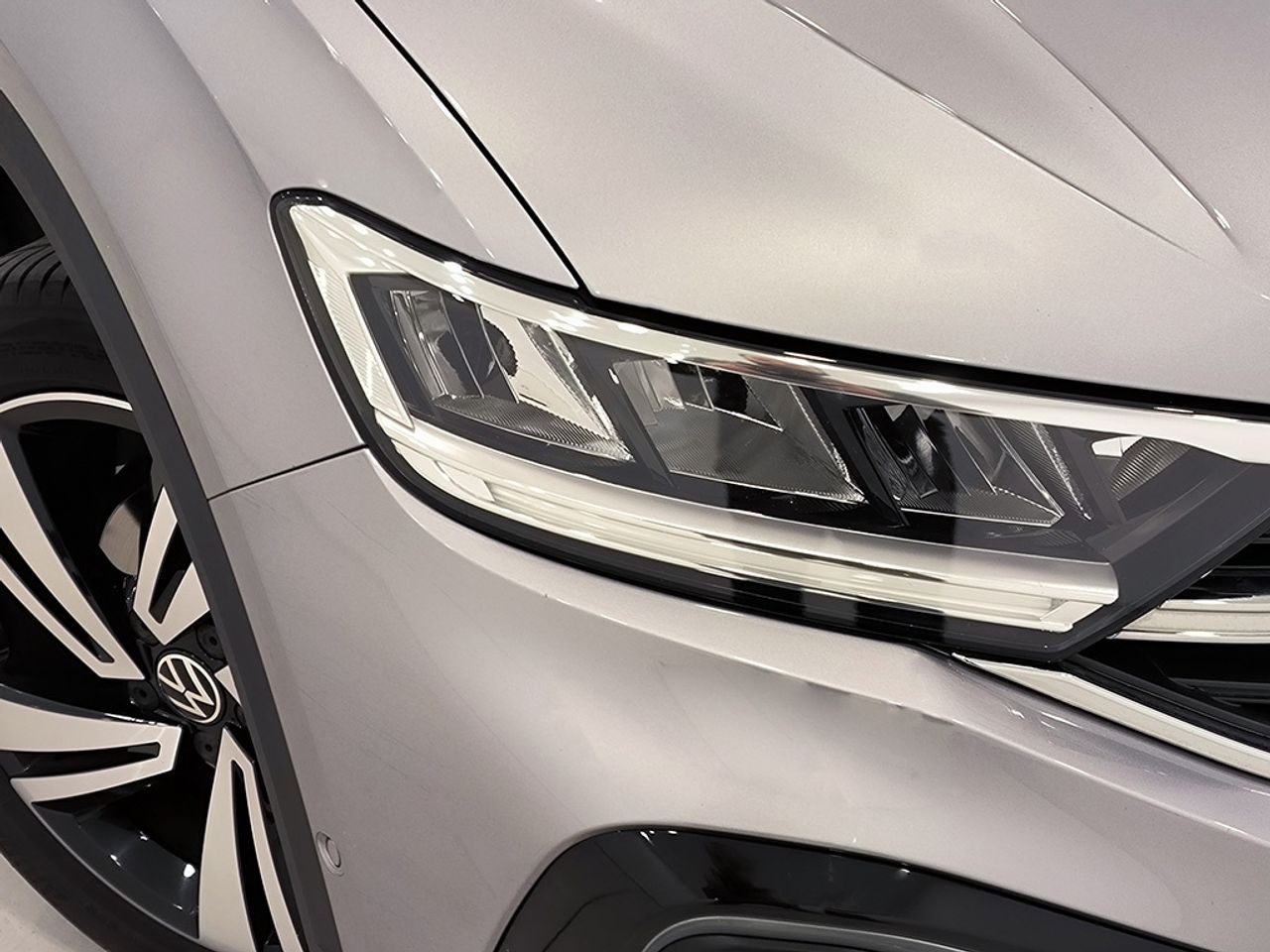 Volkswagen T-roc R-line 1.5 Tsi 110kw (150cv) - Foto 2