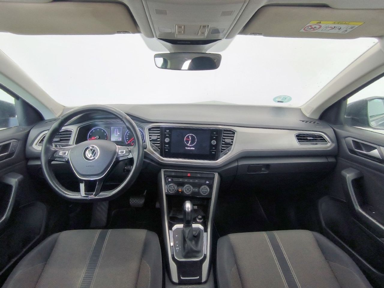 Volkswagen T-Roc 1.5 tsi 150 cv dsg advance r-line - Foto 2