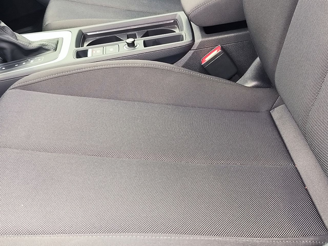 Audi Q3 45 Tfsie 245cv Stronic Advance - Foto 2