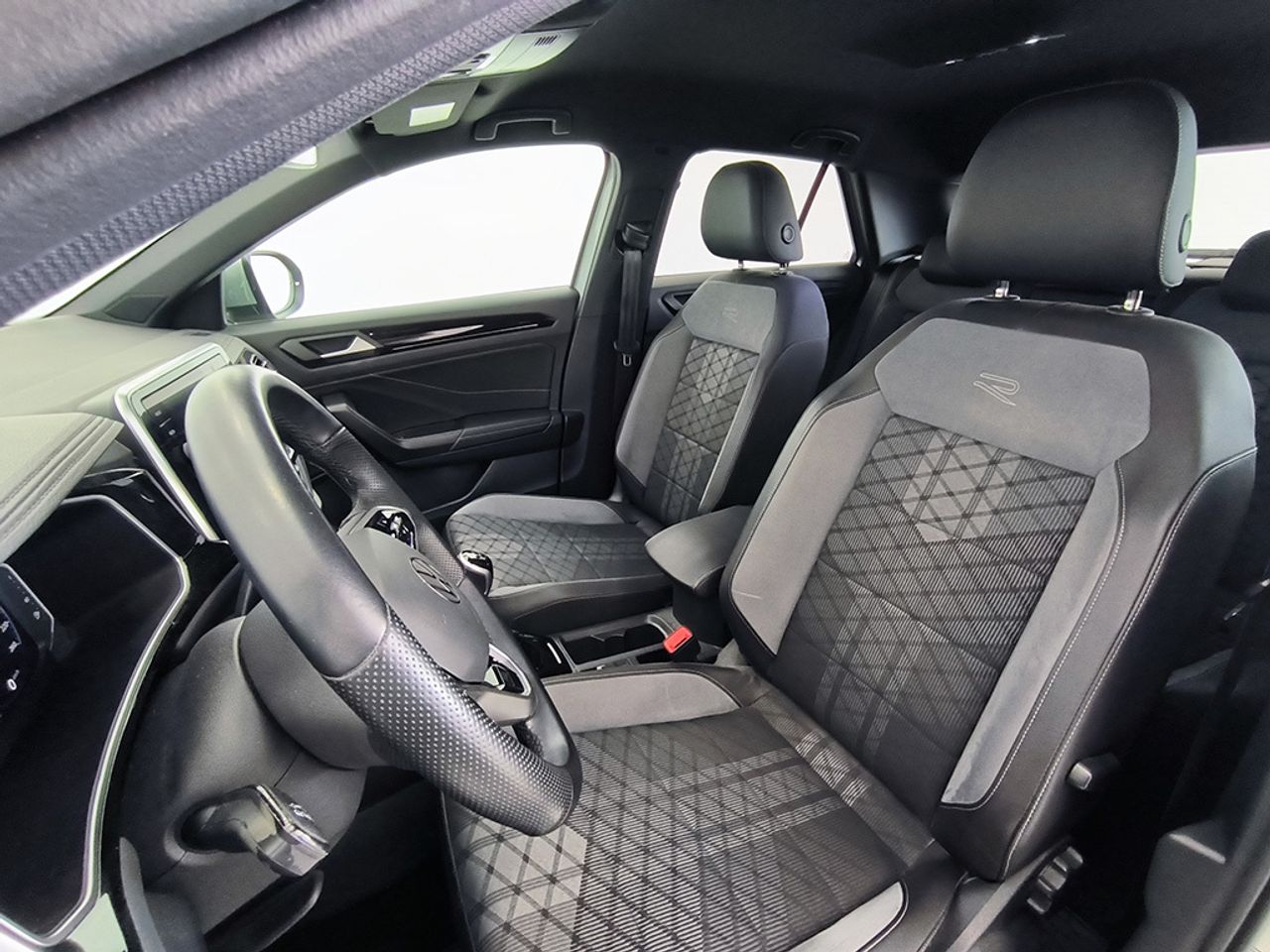 Volkswagen T-roc 1.5 Tsi 150 Cv R-line - Foto 2