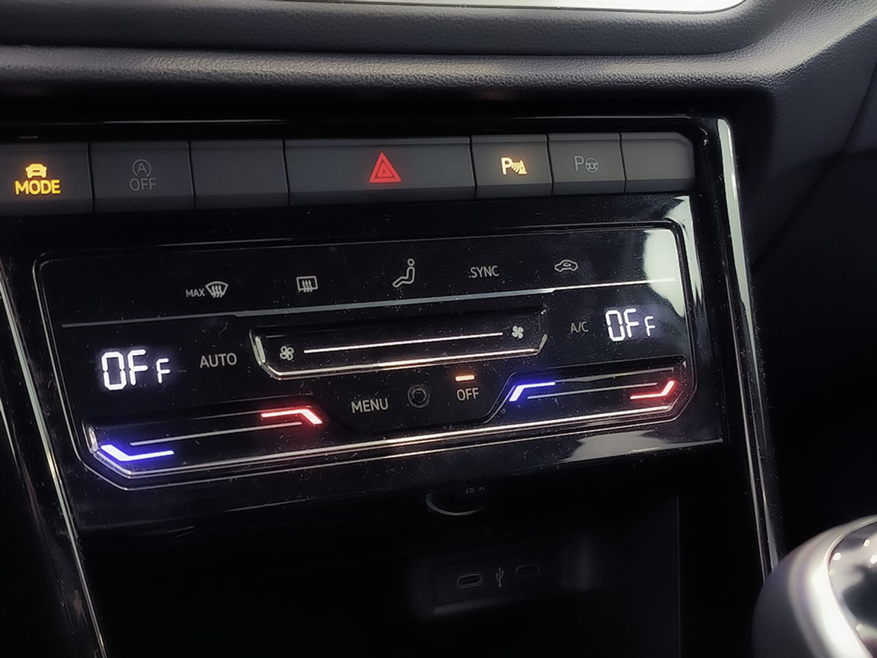 Volkswagen T-roc 1.5 Tsi 150 Cv R-line - Foto 2