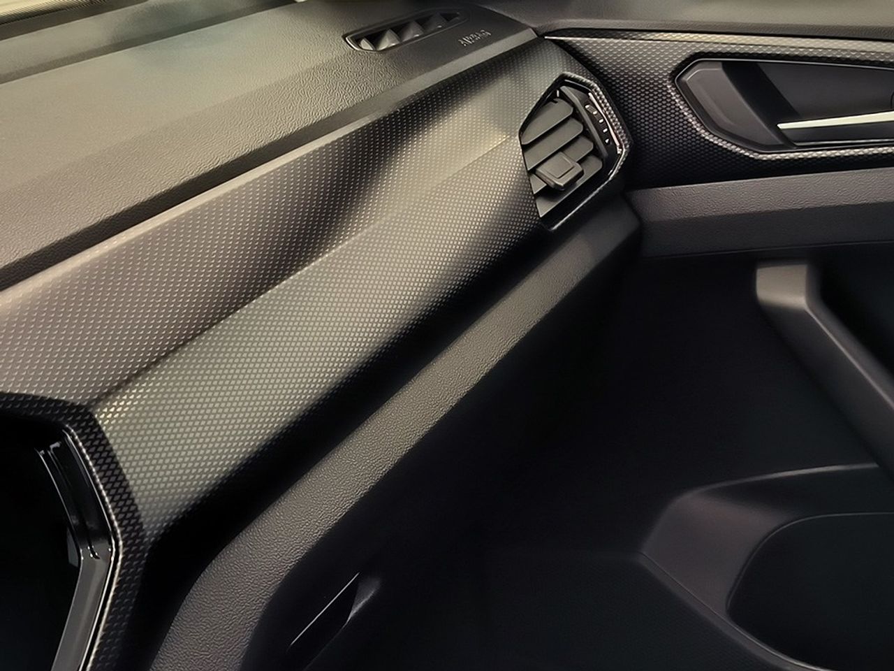 Volkswagen T-Cross t cross 10 tsi 110 cv dsg adavence - Foto 2