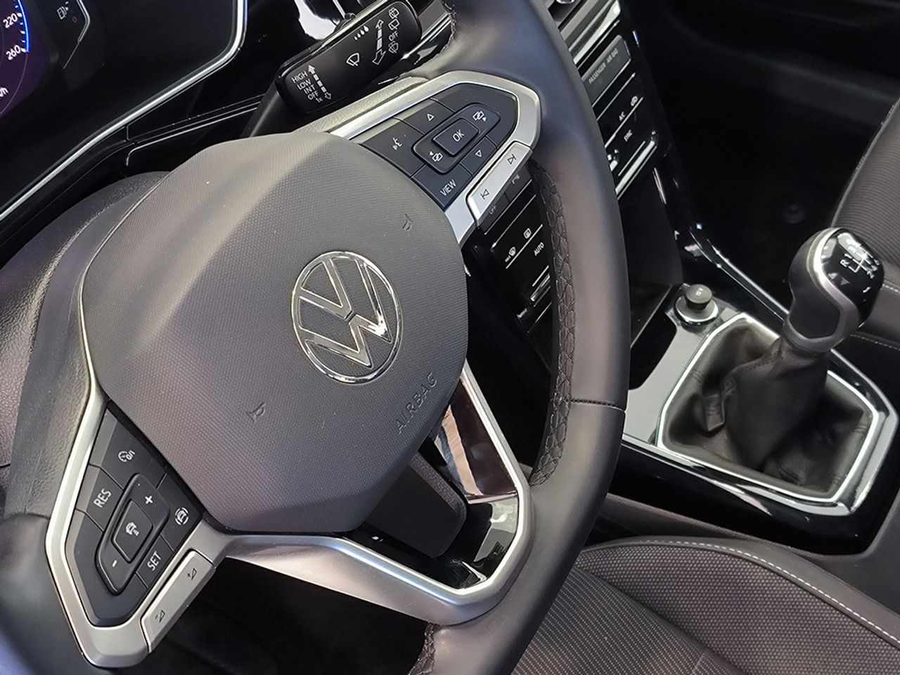 Volkswagen T-cross 1.0 Tsi 110 Cv Sport - Foto 2