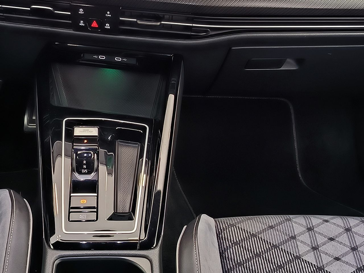 Volkswagen Golf Variant 20 Tdi 150cv Dsg Rline - Foto 2