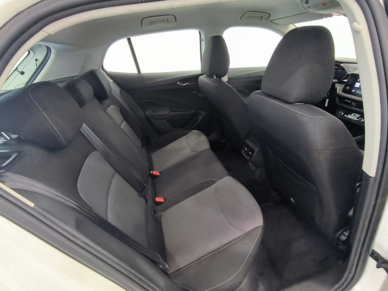 Skoda Fabia 1.0 Tsi 95 Cv Ambition - Foto 2