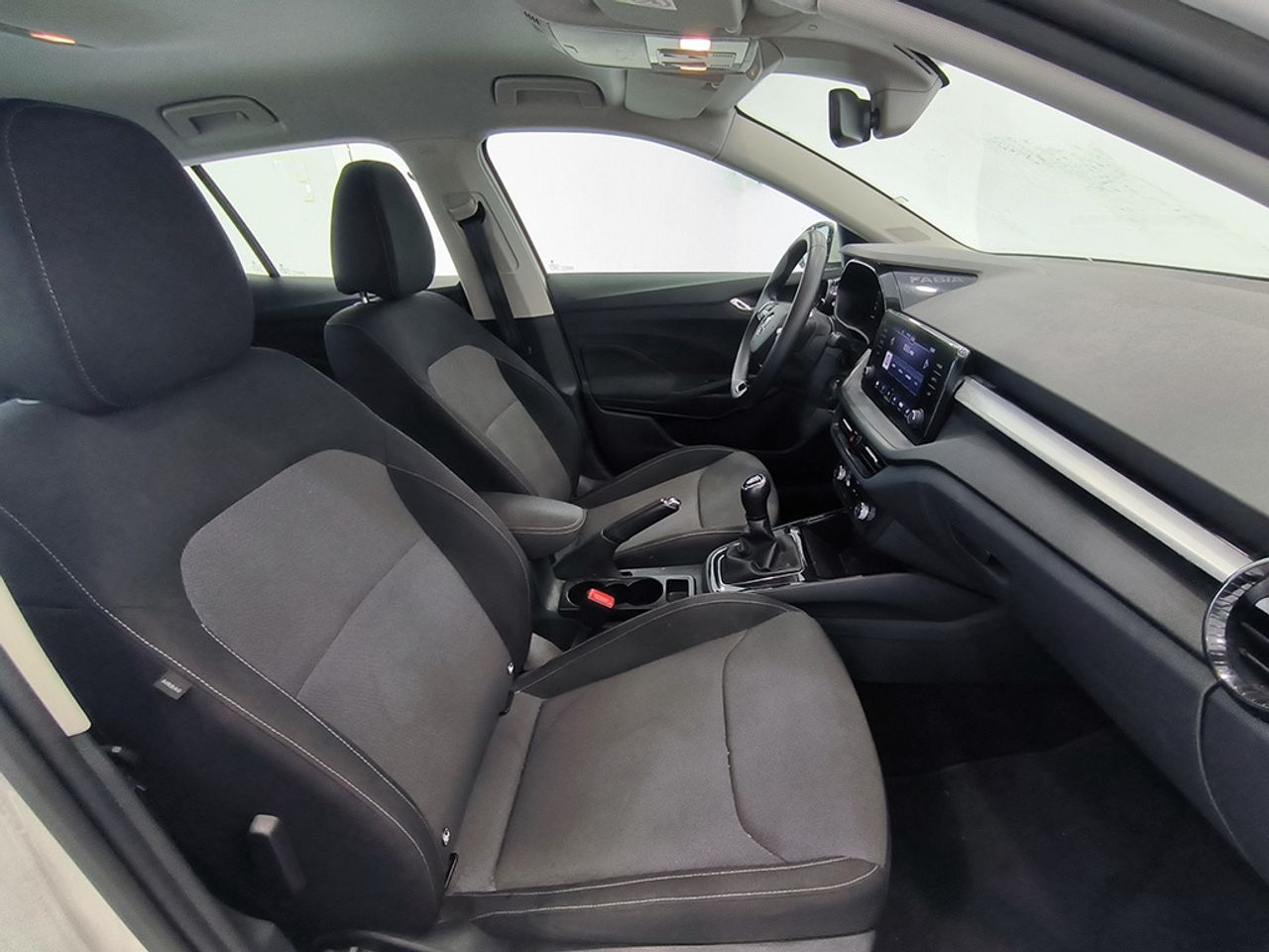 Skoda Fabia 1.0 Tsi 95 Cv Ambition - Foto 2