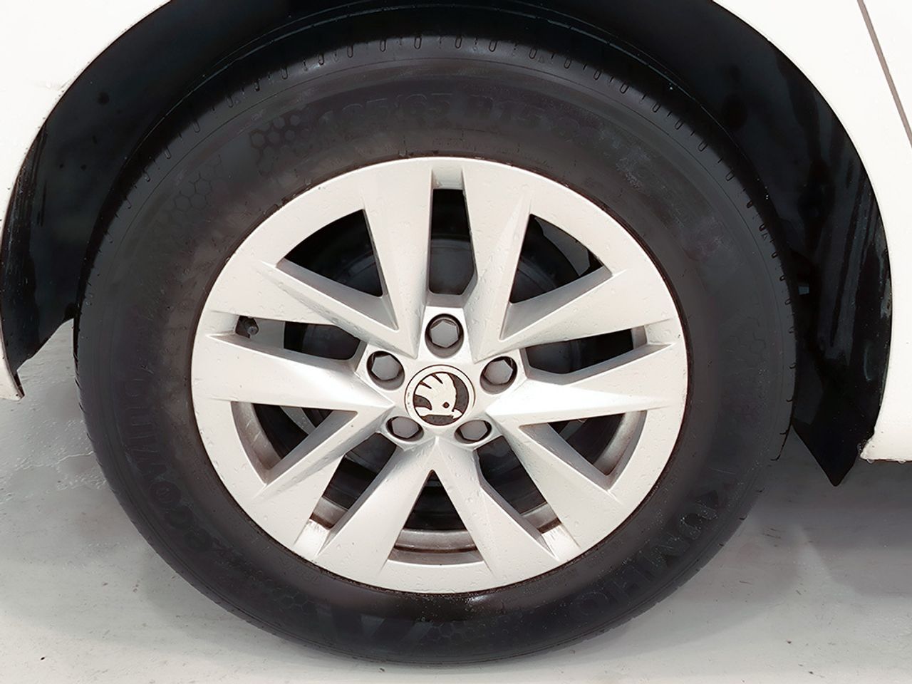 Skoda Fabia 1.0 Tsi 95 Cv Ambition - Foto 2