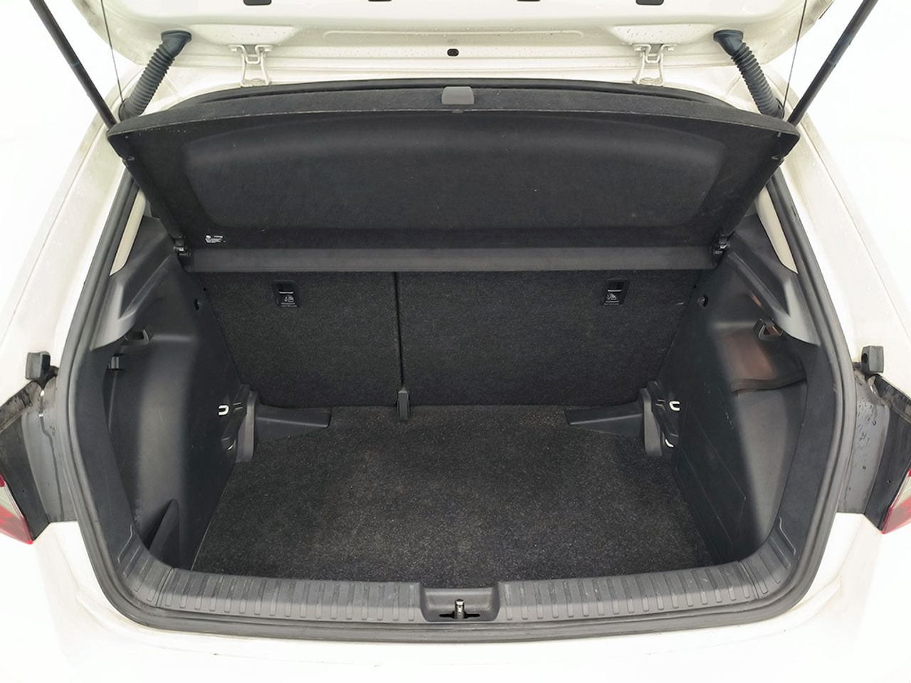 Skoda Fabia 1.0 Tsi 95 Cv Ambition - Foto 2