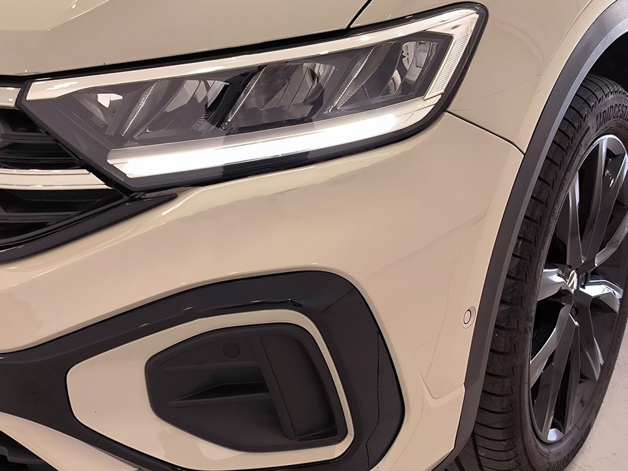 Volkswagen T-roc 2.0 Tdi 150 Cv Dsg Rline - Foto 2
