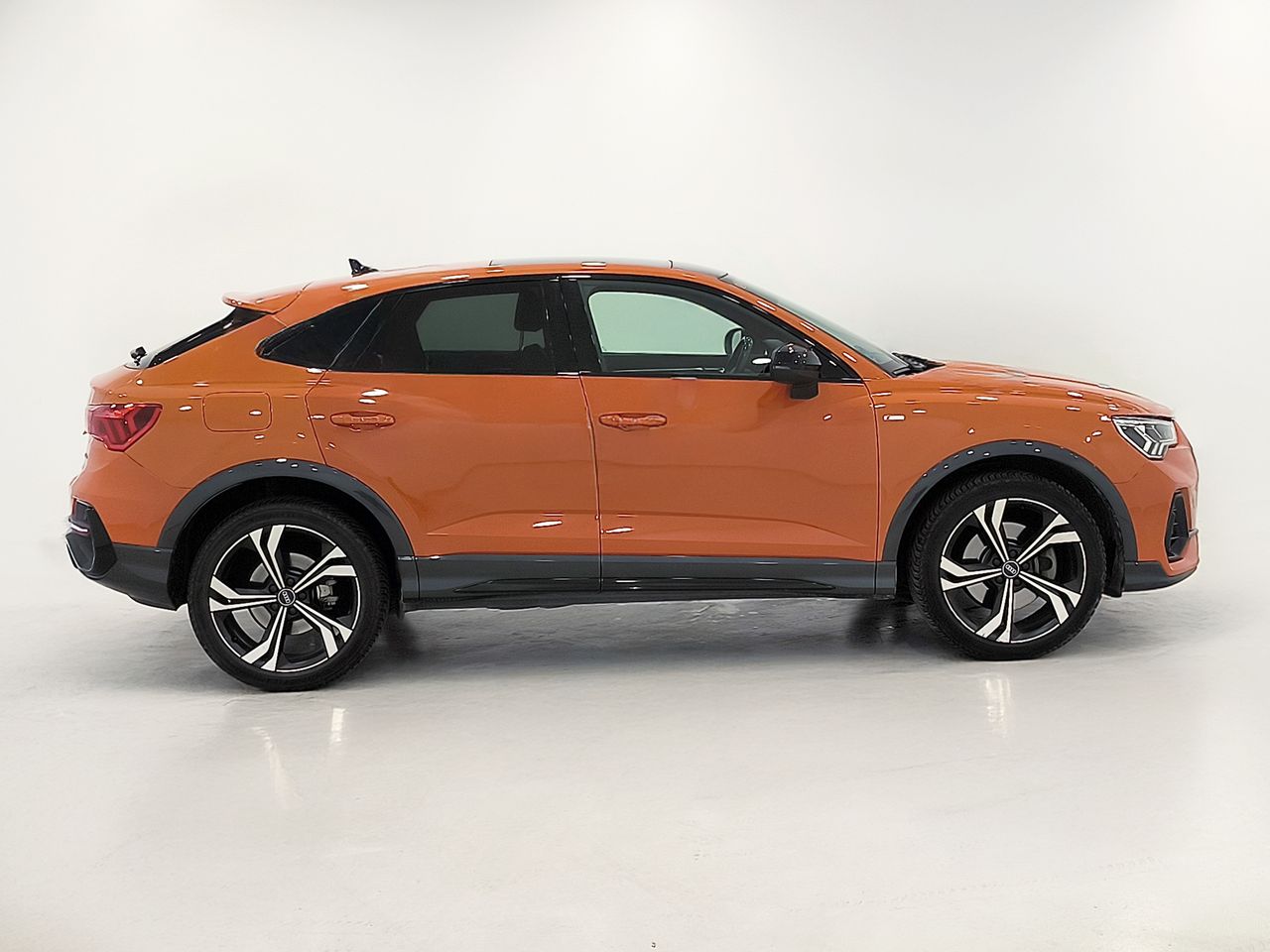 Audi Q3 Sb 40 Tdi 200cv Quattro Stronic Black Line - Foto 2