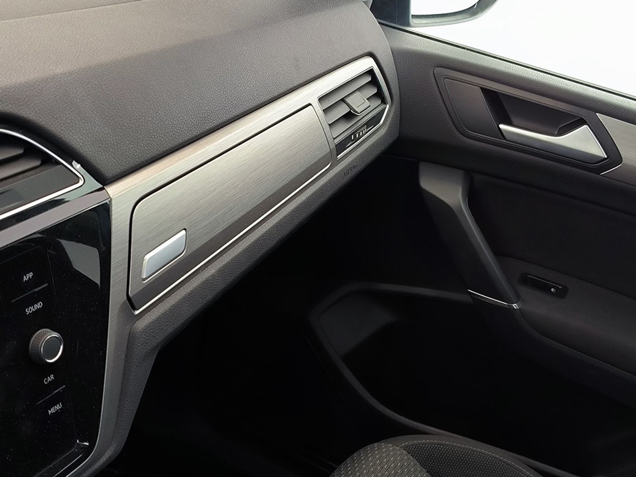 Volkswagen Touran 2.0 Tdi 150 Cv Advance - Foto 2