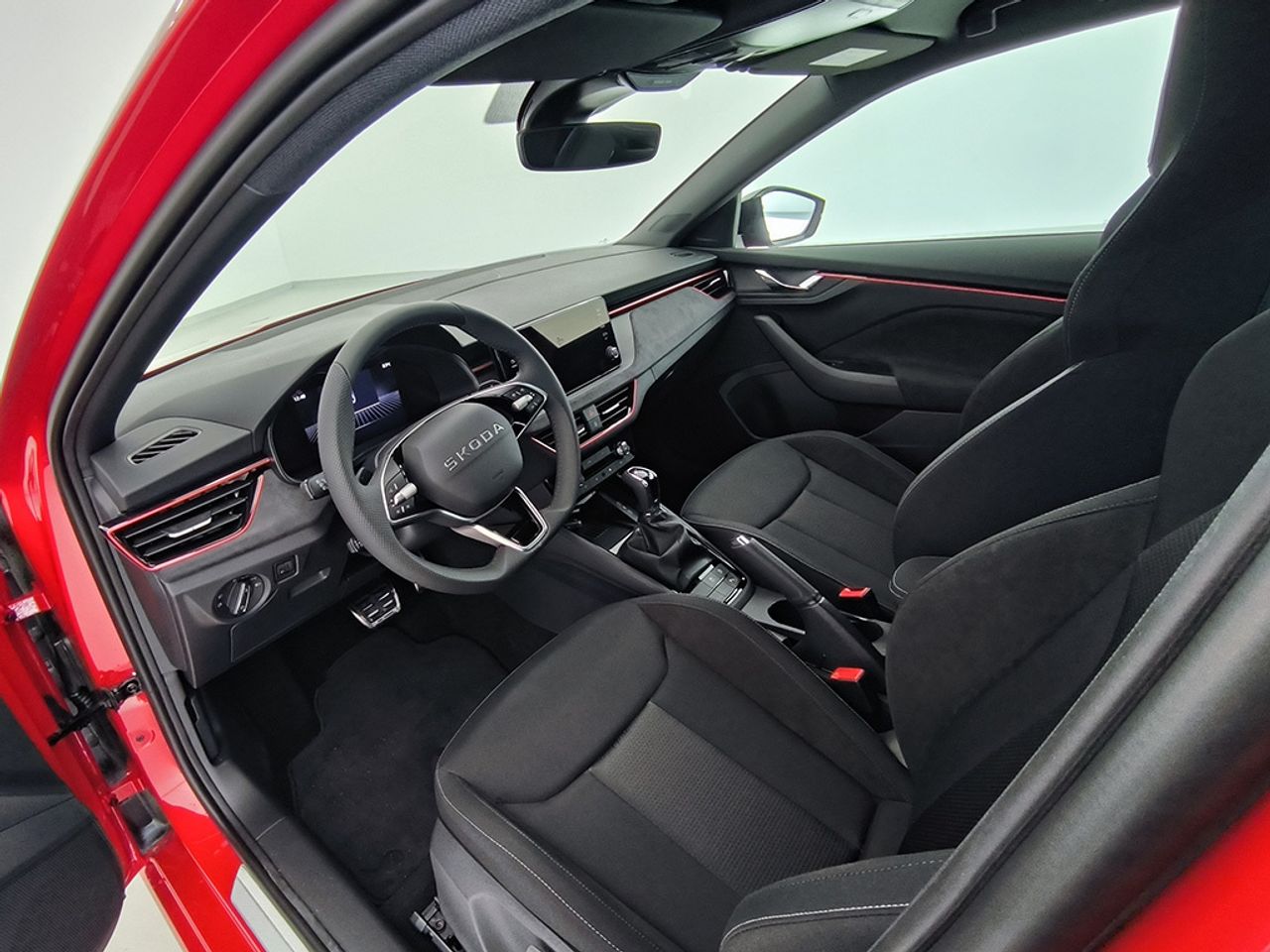 Skoda Scala 1.5 Tsi 110 Kw (150 Cv) Dsg Plus - Foto 2