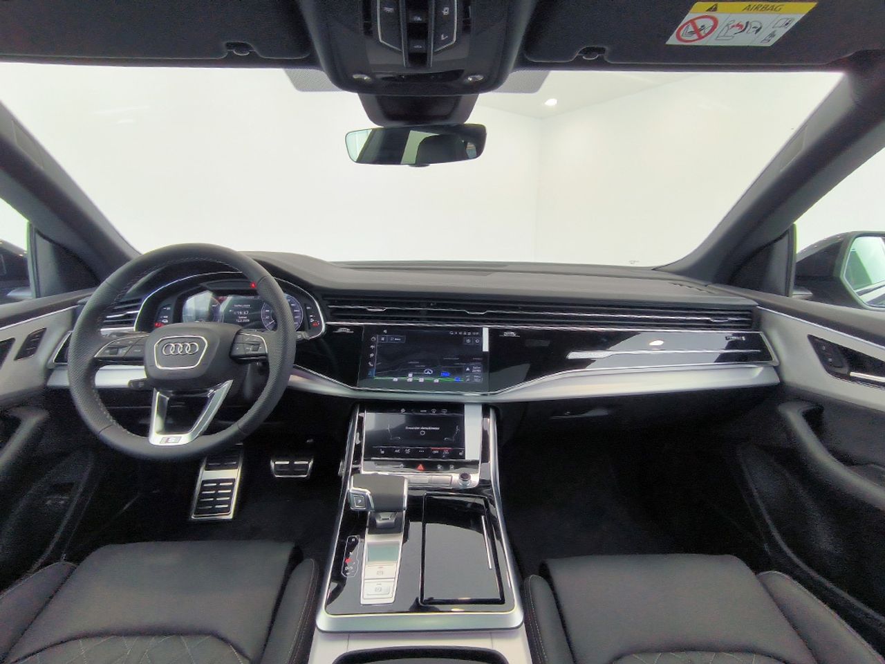 Audi Q8 Suv Black Line Tfsi E Quattro 290 Kw Tipt - Foto 2