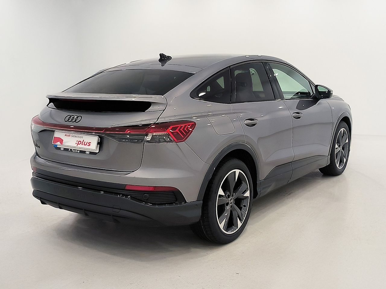 Audi Q4 Sportback Genuine Edition 45 E-tron 210,0 - Foto 2