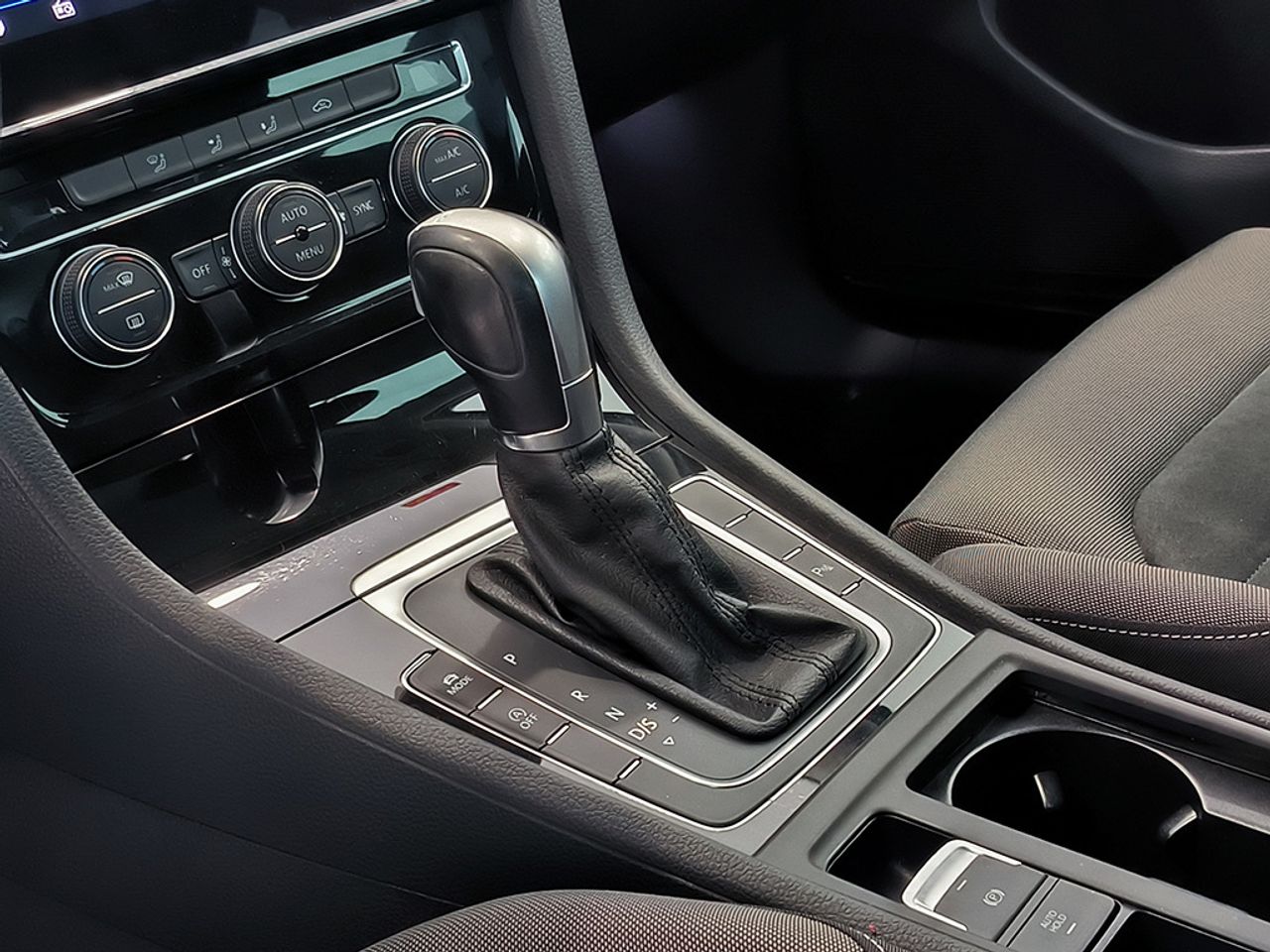 Volkswagen Golf 1.5 Tsi 150 Cv Dsg Sport Rline - Foto 2