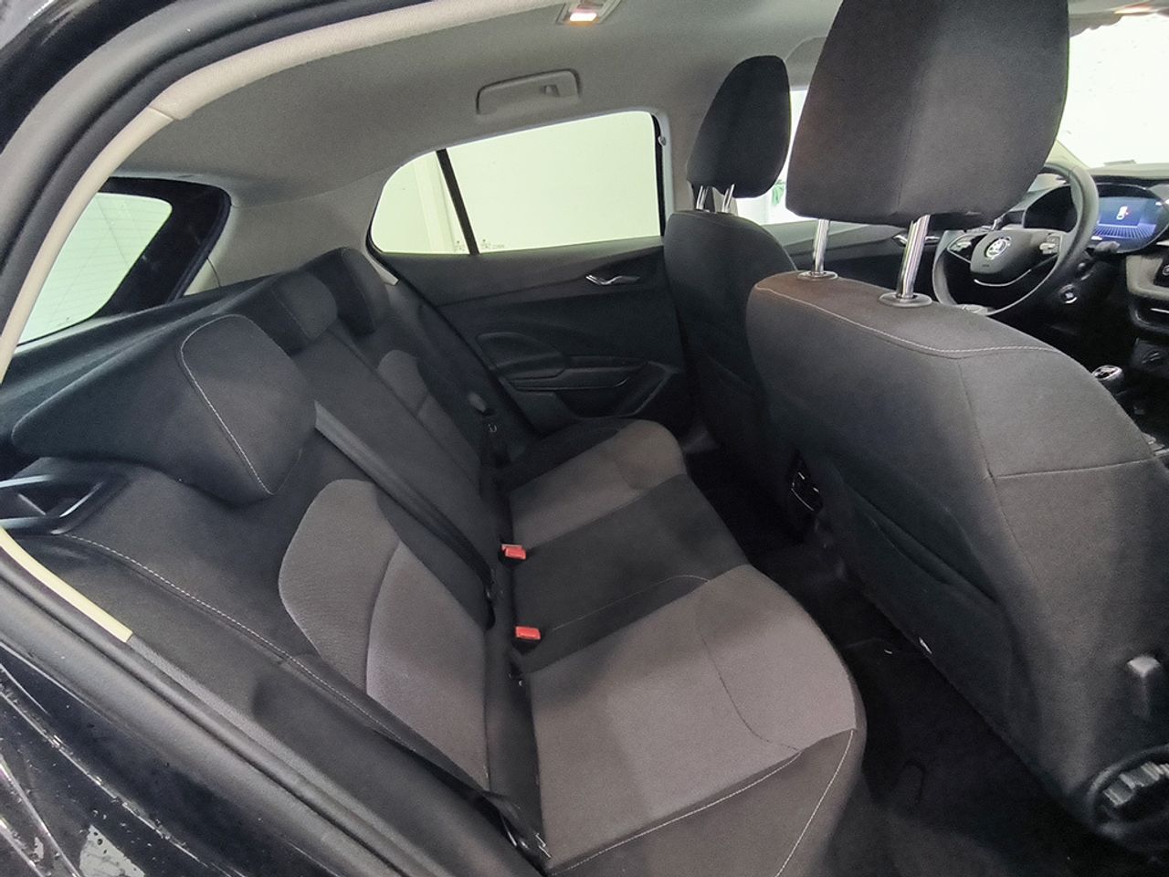 Skoda Fabia 10 Tsi 95 Cv Selection - Foto 2