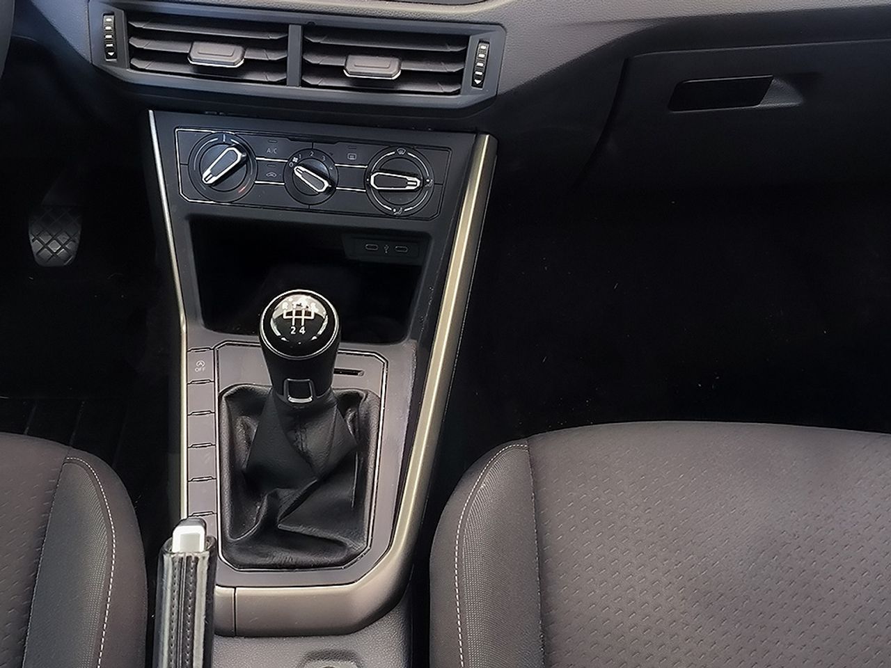 Volkswagen Polo 1.0 Tsi 95 Cv Advance - Foto 2
