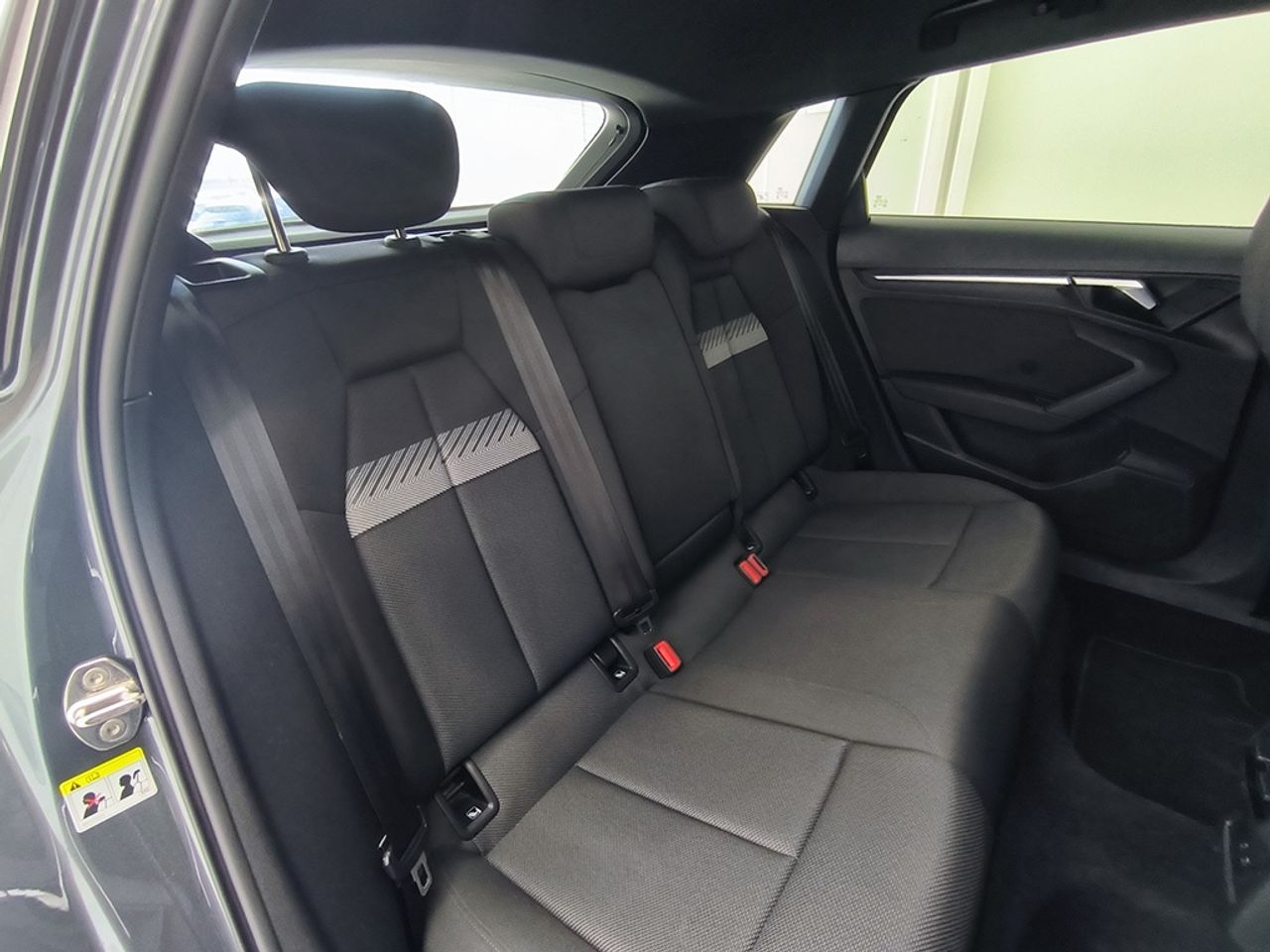 Audi A3 Sb 35 Tfsi 150 Cv Stronic Black Line - Foto 2