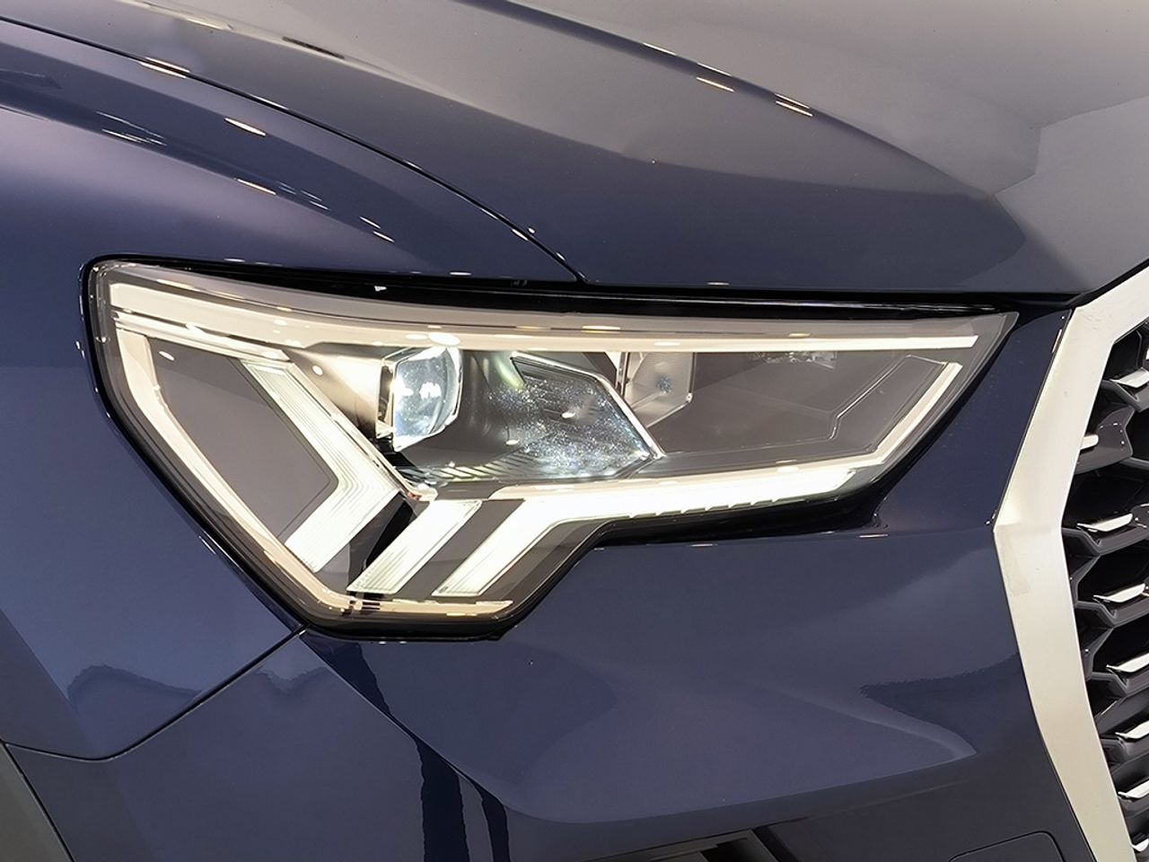 Audi Q3 Sb 35 Tfsi 150 Cv Stronic Sline - Foto 2