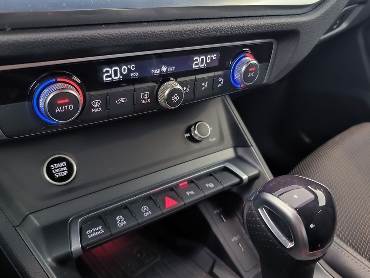 Audi Q3 35 tfsi 150cv sline stronic - Foto 2