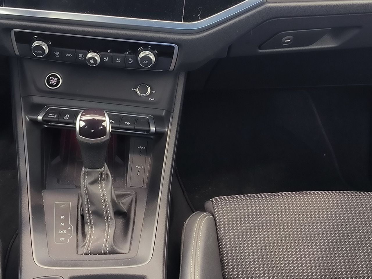 Audi Q3 35 tfsi 150cv sline stronic - Foto 2